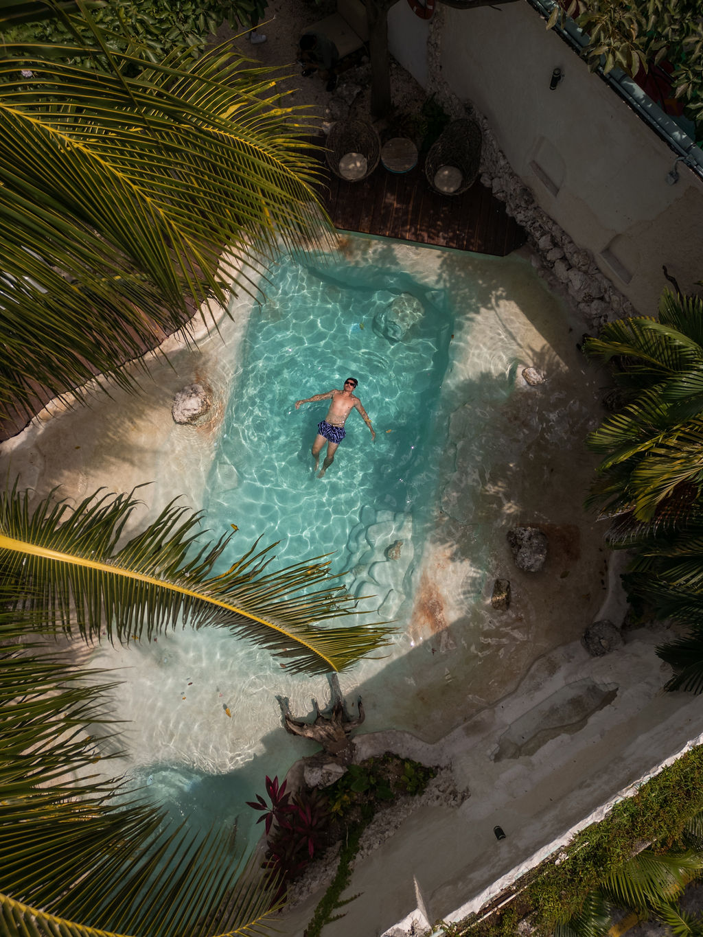 Enigmatic Hotels — proyecto Dzenotik 1