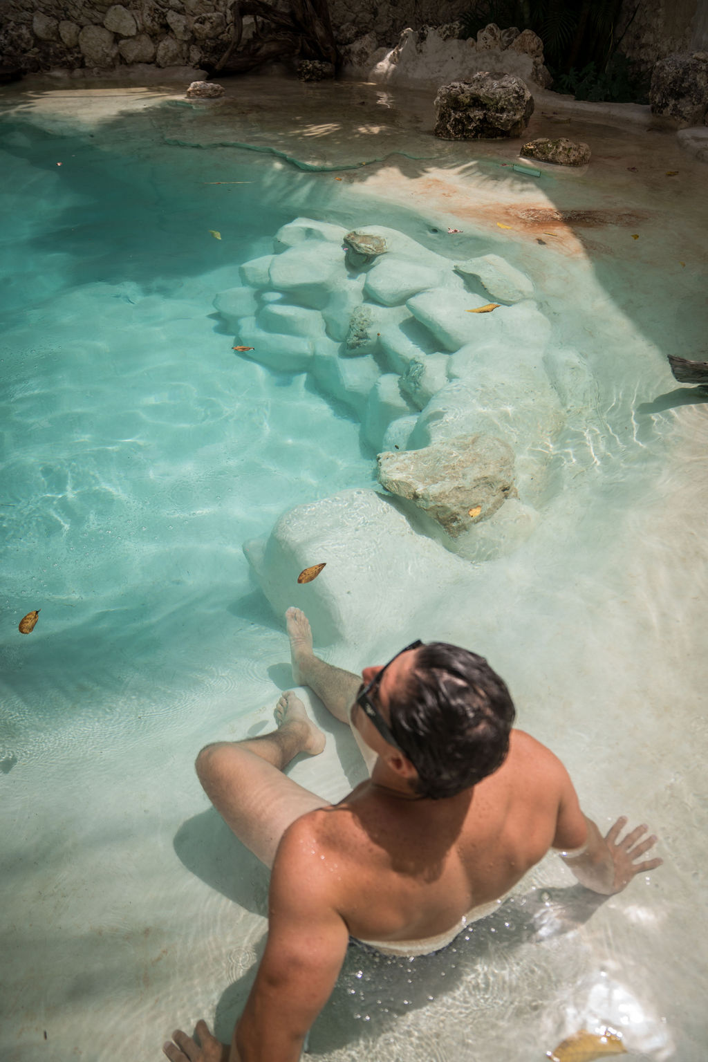 Enigmatic Hotels — proyecto Dzenotik 14