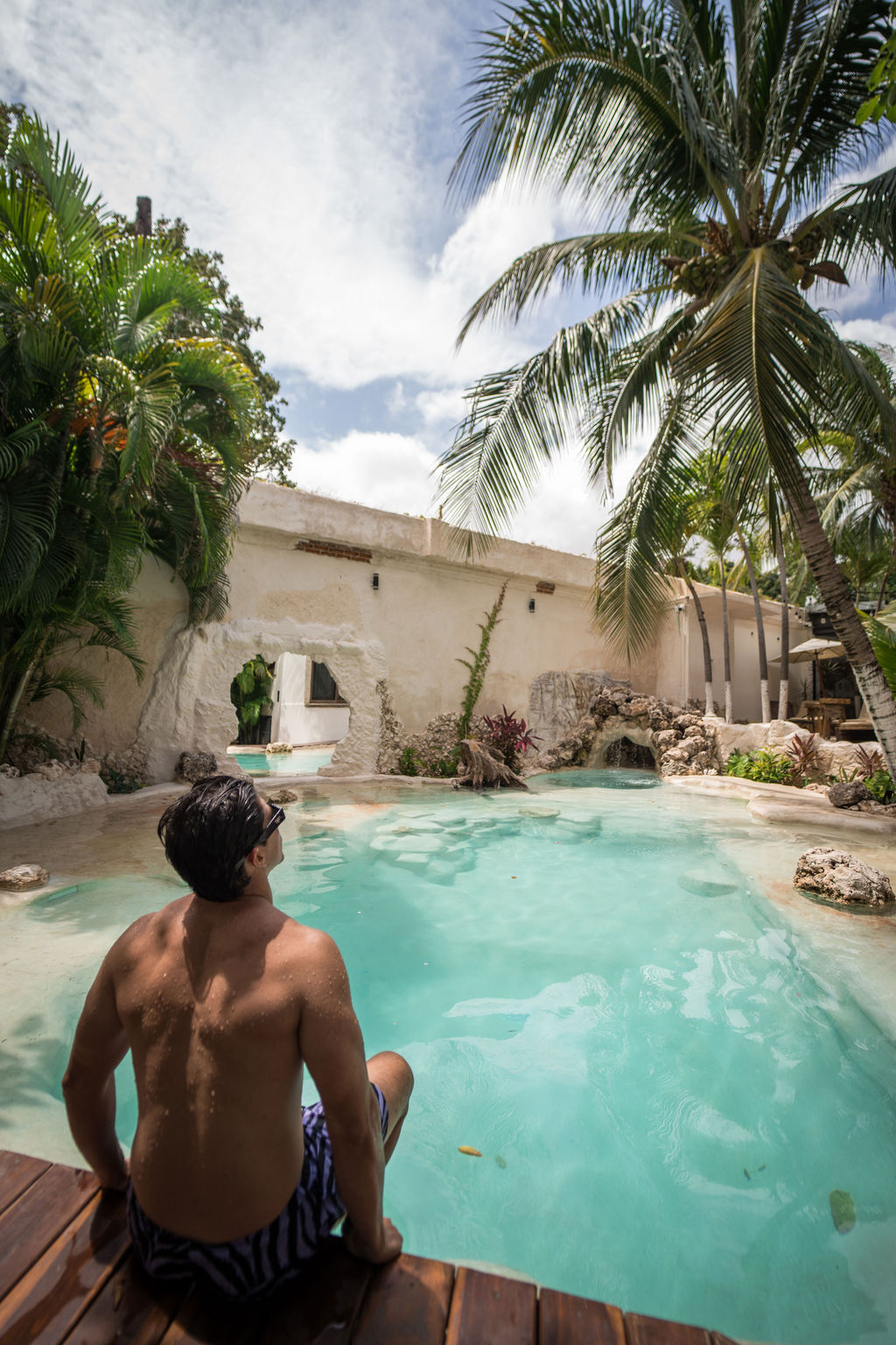 Enigmatic Hotels — proyecto Dzenotik 19