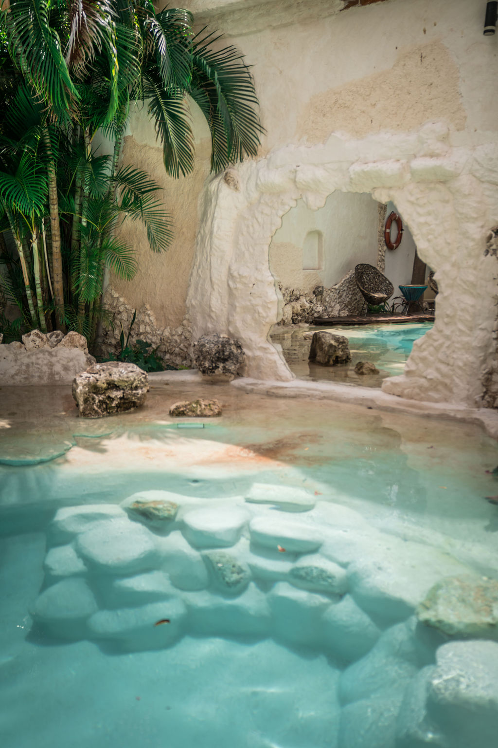 Enigmatic Hotels — proyecto Dzenotik 25