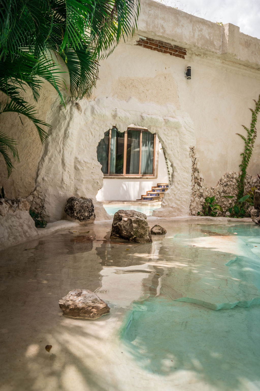 Enigmatic Hotels — proyecto Dzenotik 26